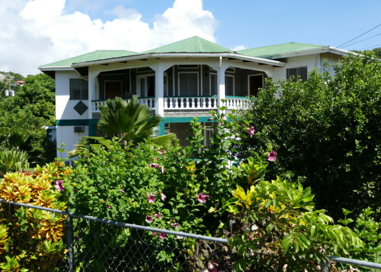 26. Villa autour de Prickle bay