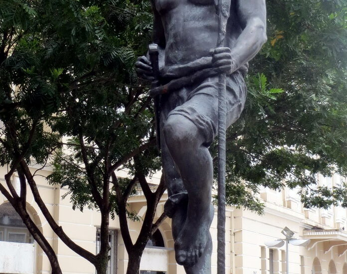 27. SdB, centre historique, statue de Zumbi dos Palmares, icône de la résistance anti-esclavagiste et anticoloniale