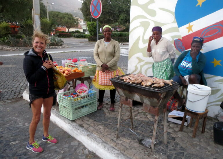 27. Tarrafal, ravitaillement au coin de la rue
