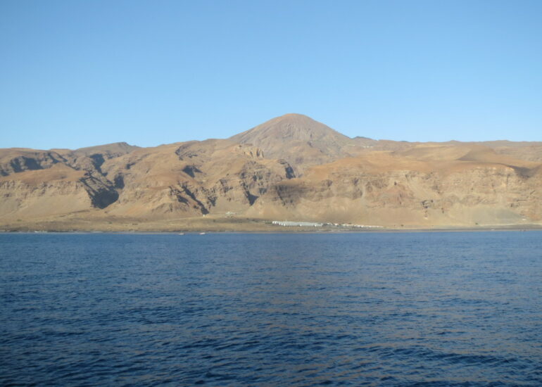 3. Sao Nicolau, Tarrafal vu du large