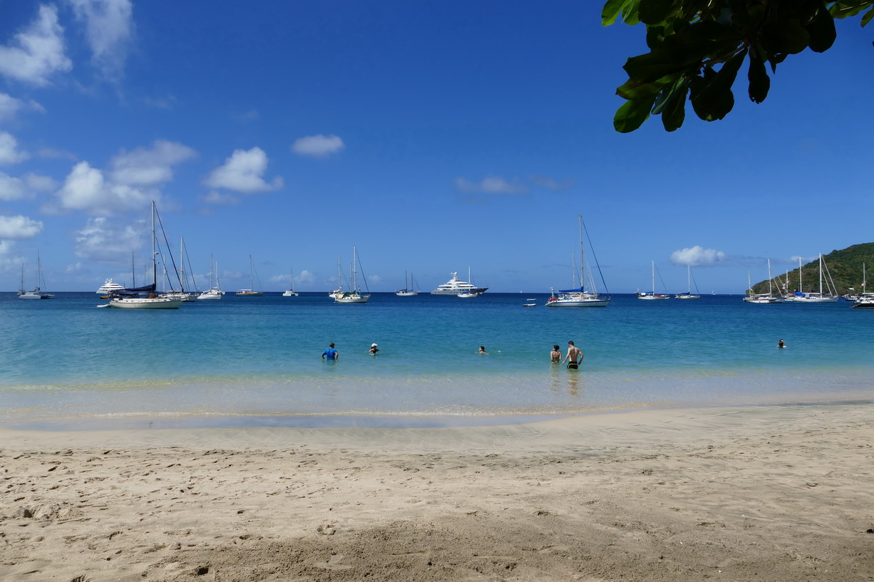 30. Bequia, Admiralty bay, Princess Margaret beach