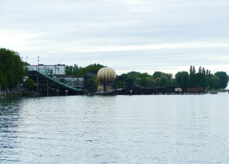 30. Le lac de Constance - Bregenz, la scène nautique des Bregenzer Festspiele