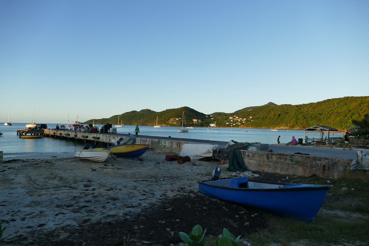 31. Canouan, Charlestown, l'embarcadère du ferry