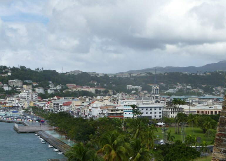 32. Fort-de-France ; vue du fort Saint-Louis