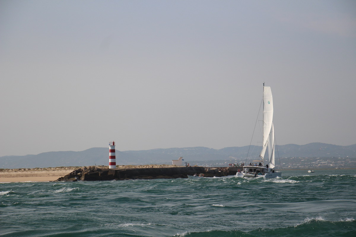 33. Algarve, l'entrée de la ria Formosa agitée par le flux et le reflux