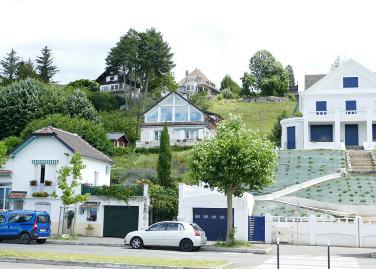 33. Lac Léman - Thonon-les-Bains, de nombreuses villas
