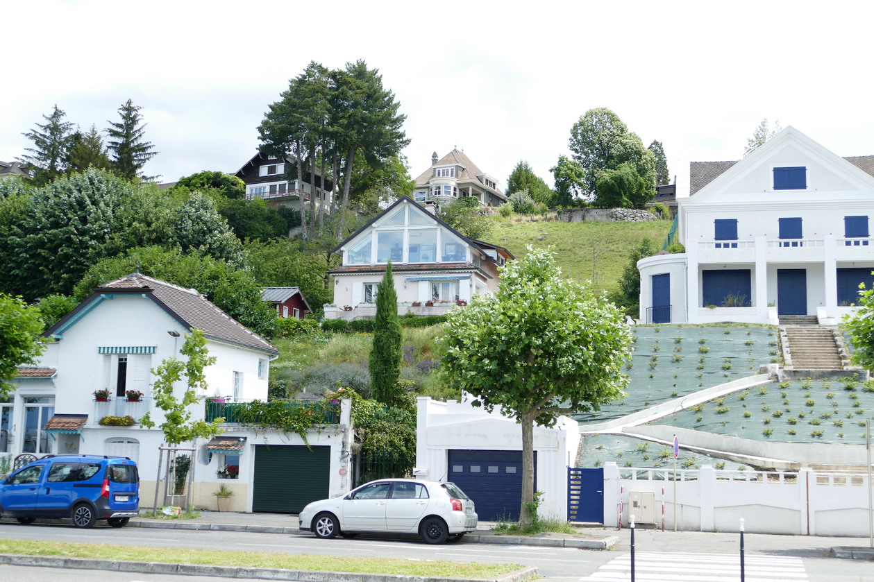 33. Lac Léman - Thonon-les-Bains, de nombreuses villas