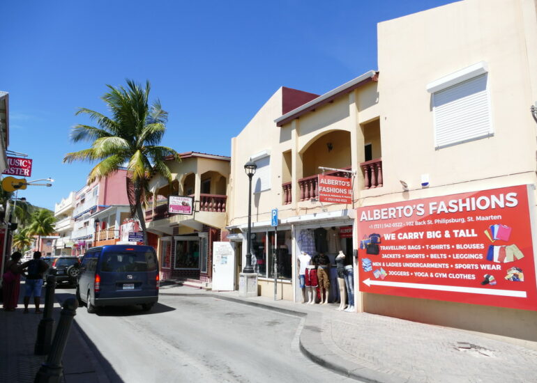 33. Sint Maarten, Philipsburg