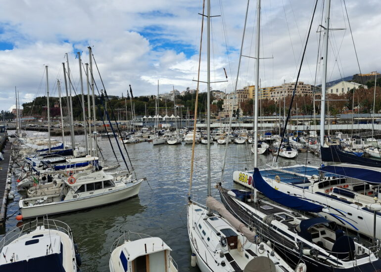 34. Madère, Funchal, le port de plaisance