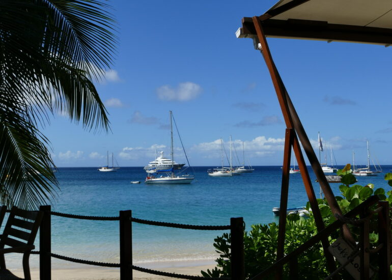 35. Bequia, Admiralty bay, Jack's, du café restaurant de la plage