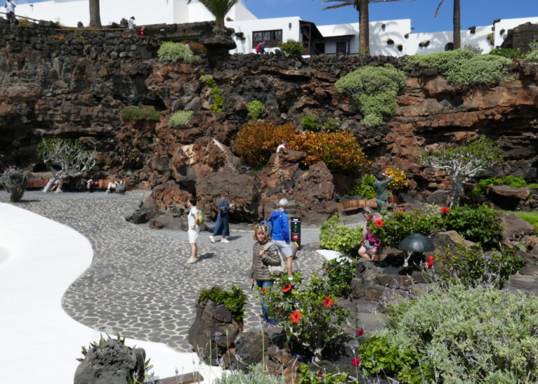36. Lanzarote, los Jameos del Agua, des cavernes souterraines