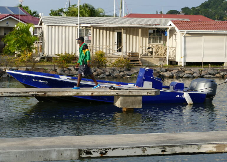 36. Ste Lucie, Rodney bay, la marina IGY, une barque