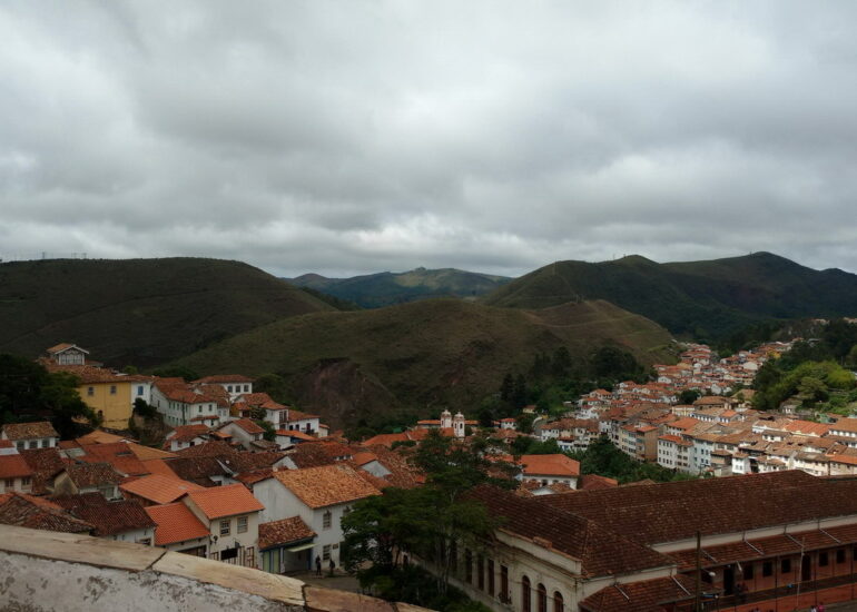 37. Un relief de collines
