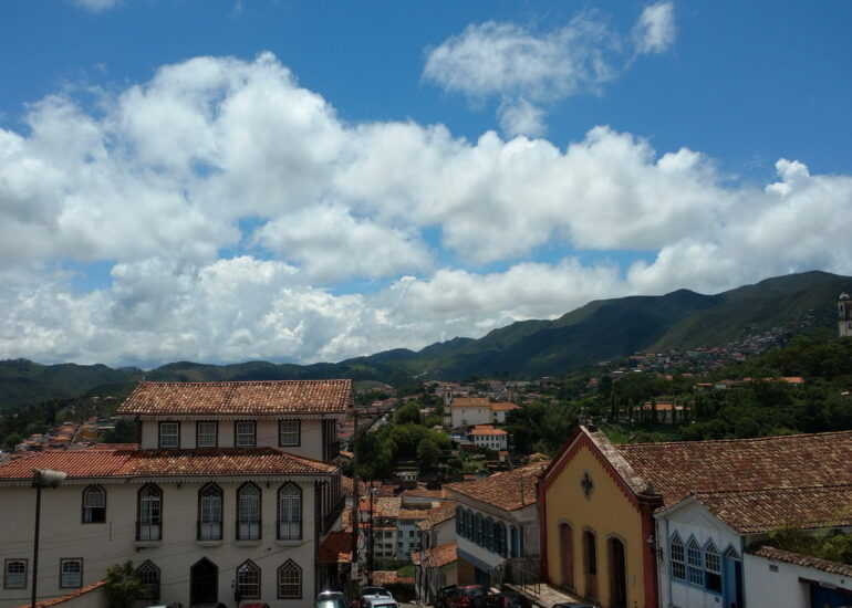 38. Un relief de collines