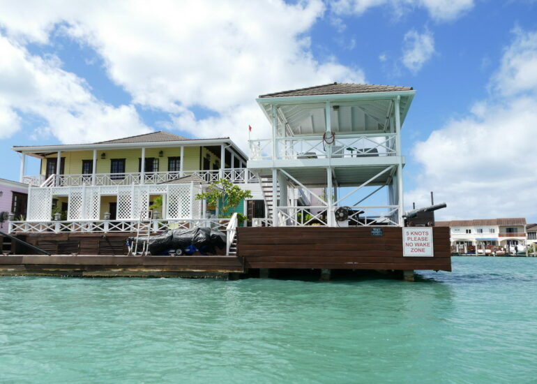 40. Antigua, la lagune de Jolly harbour