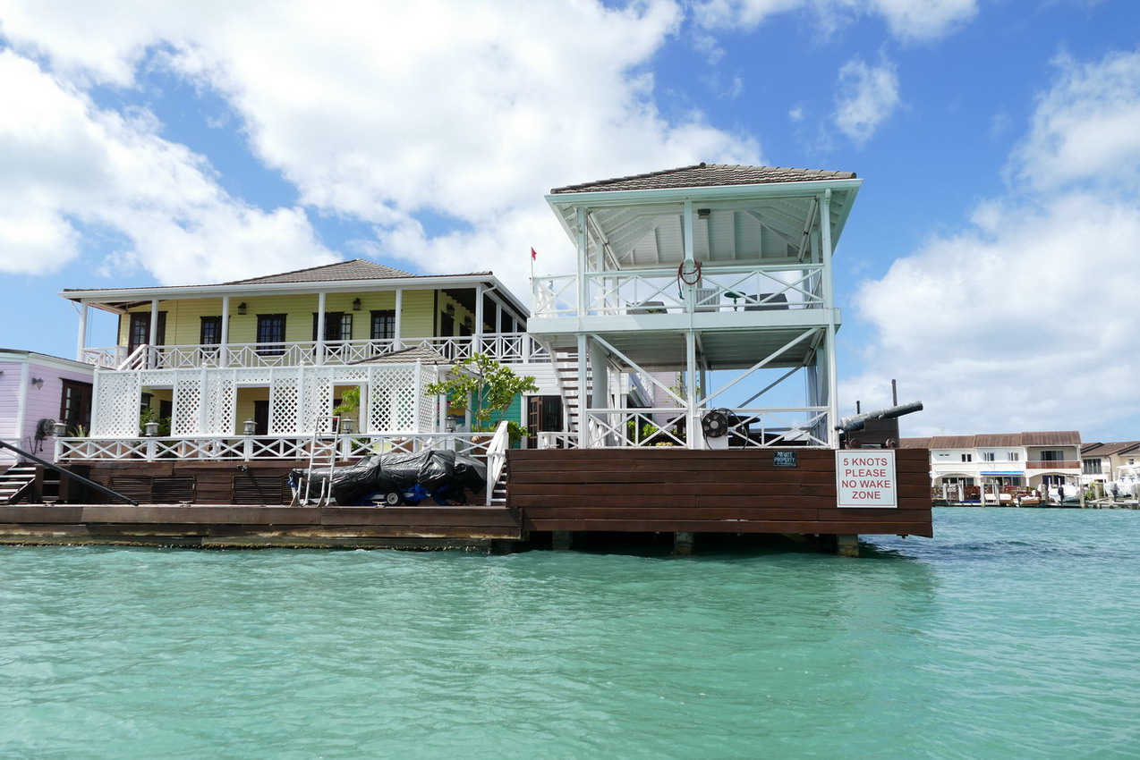 40. Antigua, la lagune de Jolly harbour