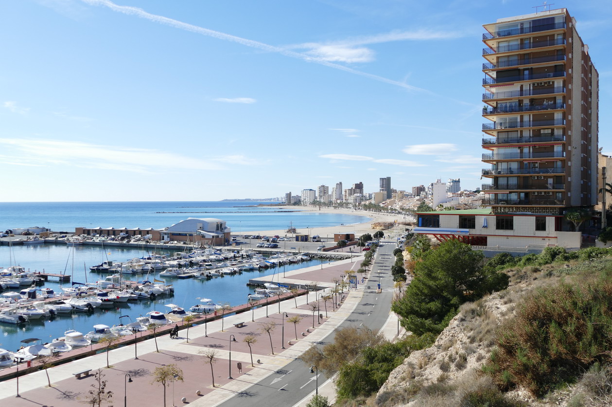 40. El Campello - le port