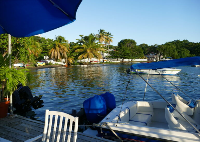 40. St Vincent, Blue lagoon