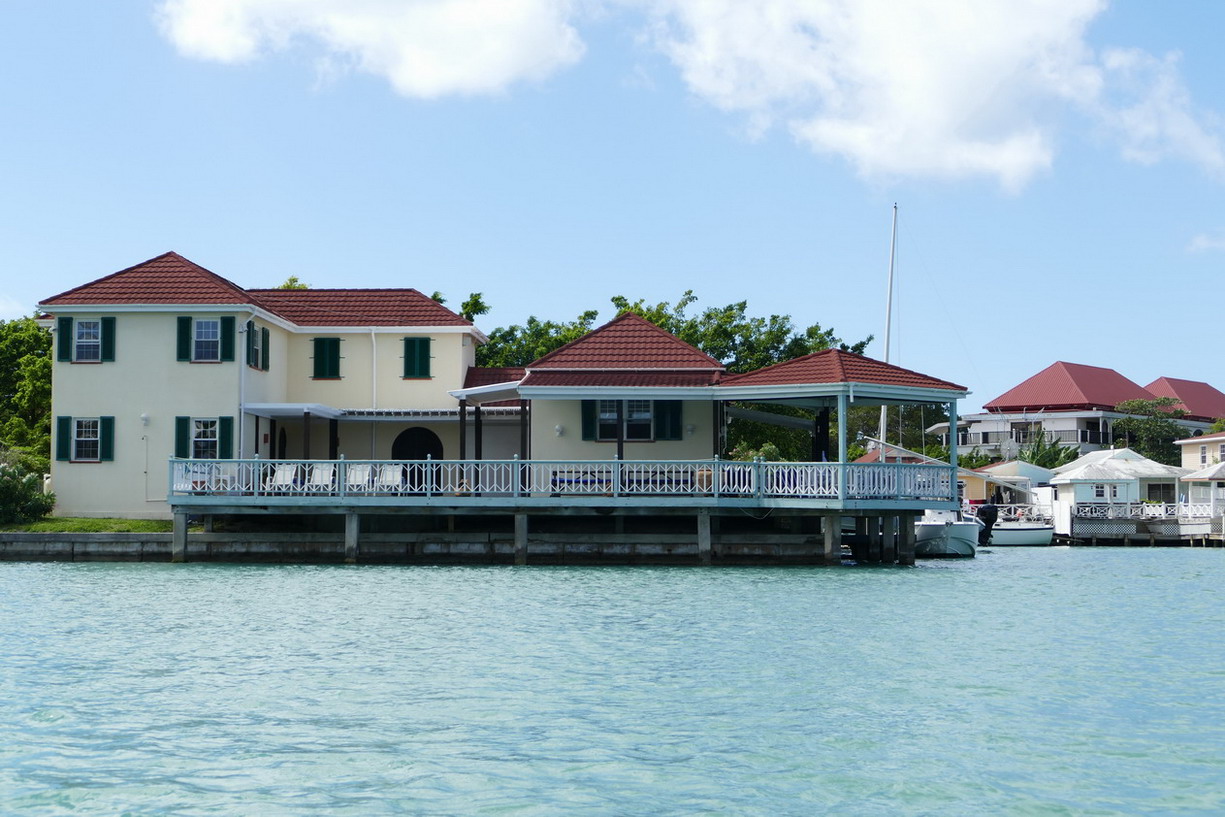 41. Antigua, la lagune de Jolly harbour