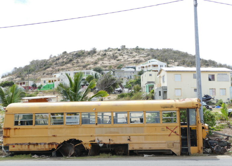 41. St Martin, la côte orientale, beaucoup de destructions