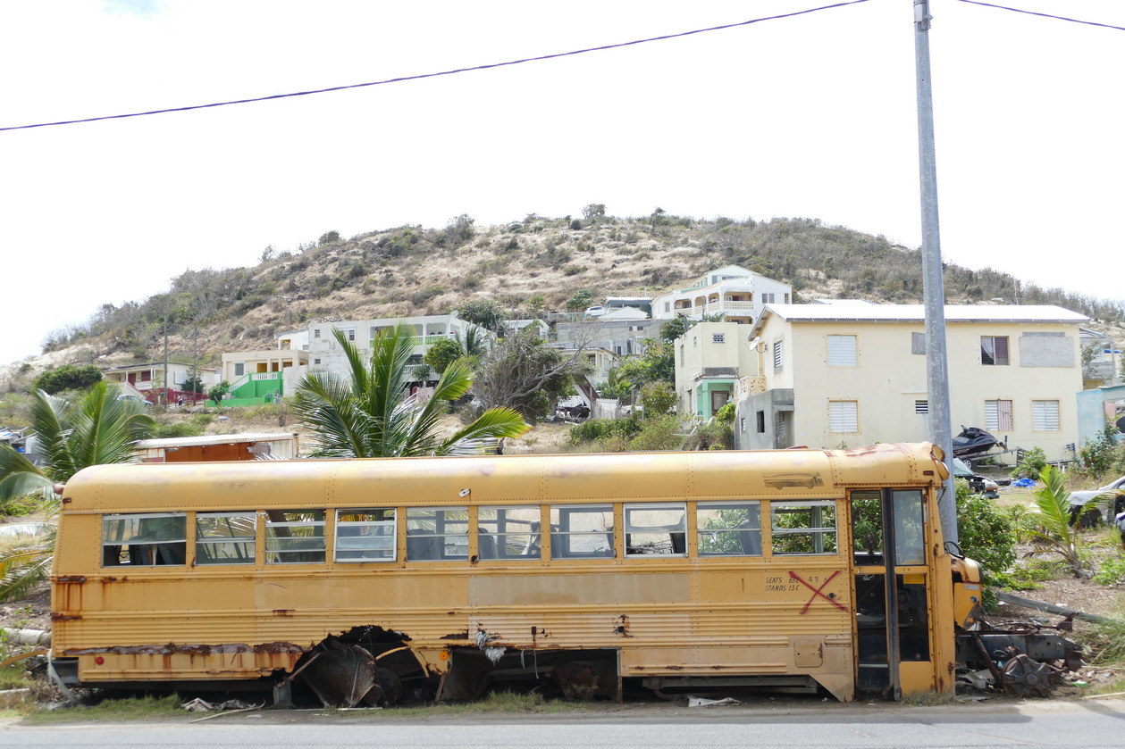 41. St Martin, la côte orientale, beaucoup de destructions