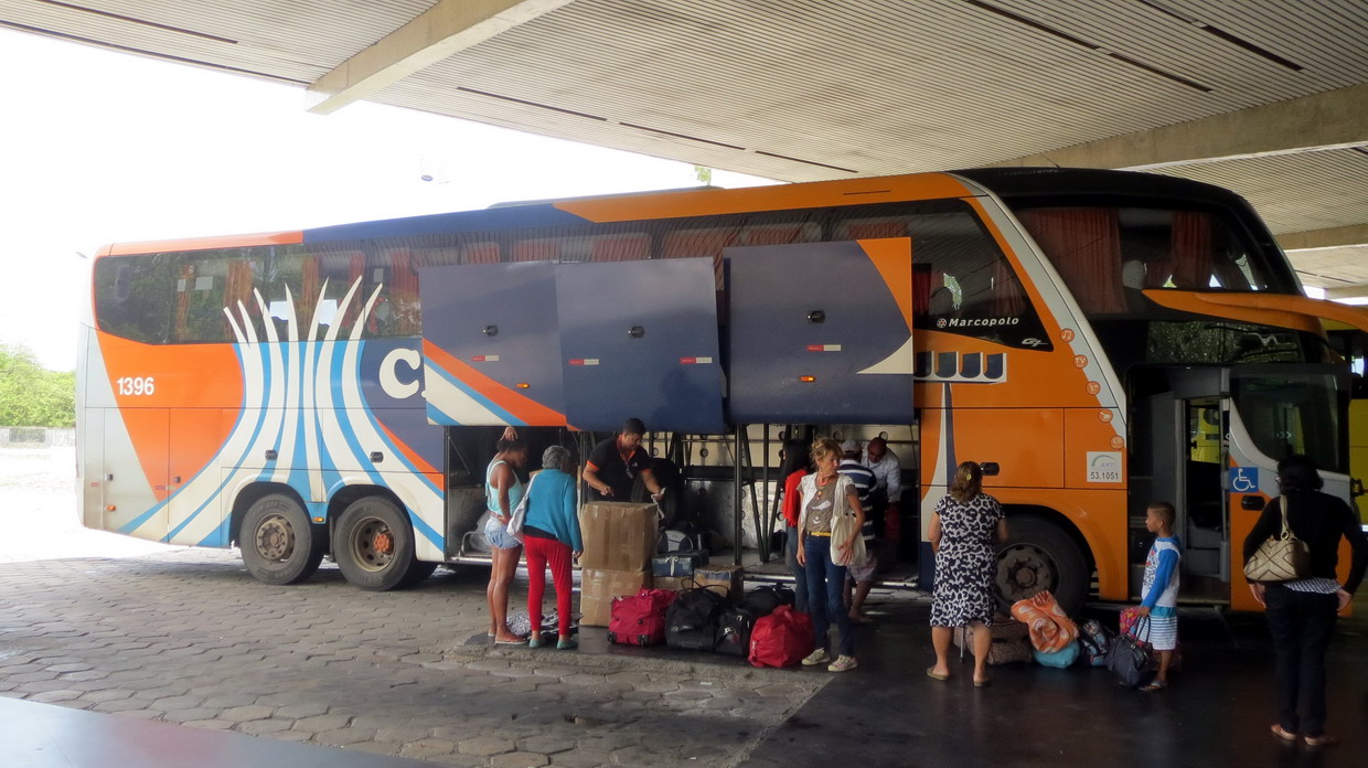 42. SdB, gare routière, nous embarquons pour Joao Pessoa (950 km) : Mindelo est au bout de la route