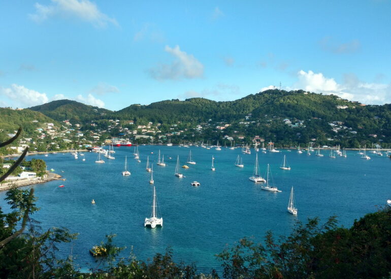 44. Bequia, Admiralty bay, point de vue du fort Hamilton