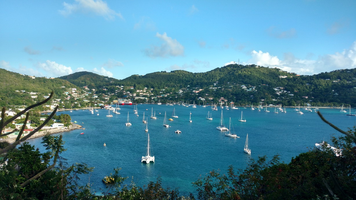 44. Bequia, Admiralty bay, point de vue du fort Hamilton