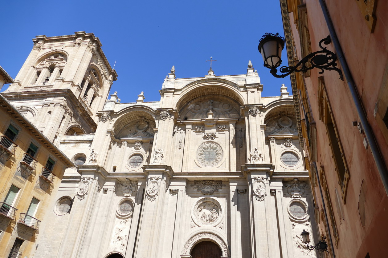 44. Grenade, la cathédrale, construite sur l'ancienne Grande mosquée