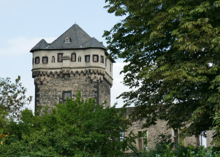 42. Andernach
