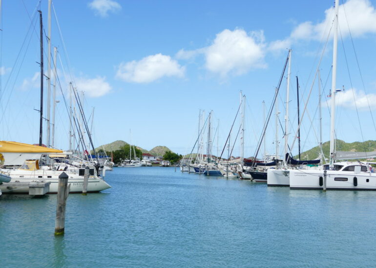 45. Antigua, la marina de Jolly harbour