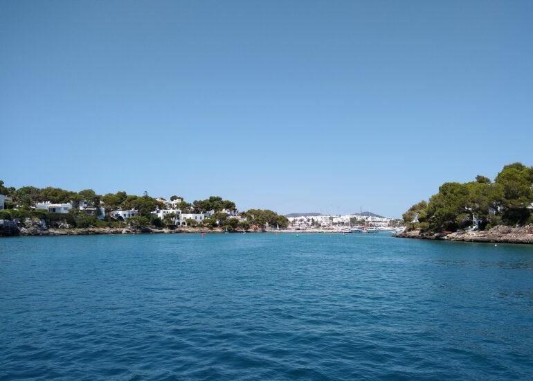 45. La cala Longa, où il est très difficile de débarquer en annexe