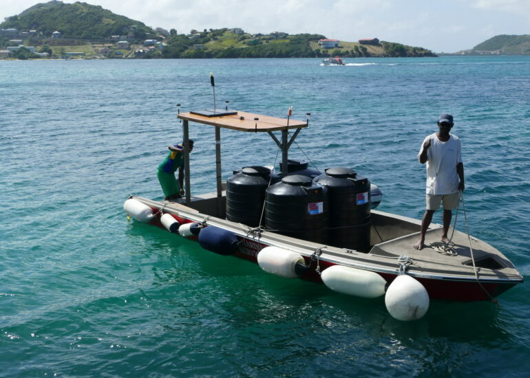 47. Canouan, le transport de l'eau