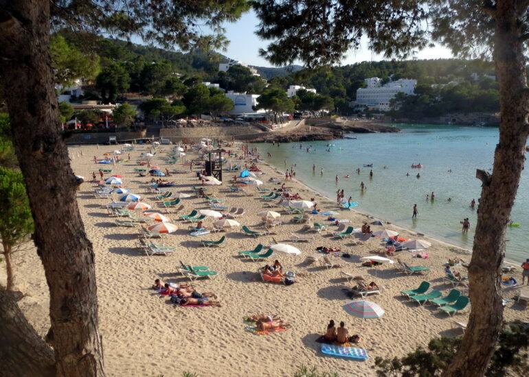 43. Ibiza, la plage de la cala de Portinatx