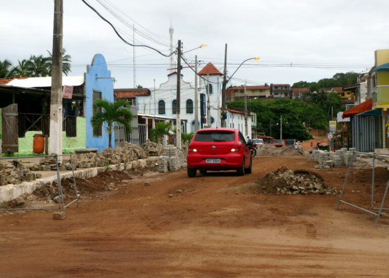 48. Jacuma, petite ville du littoral en chantier, tout en couleurs et en travaux