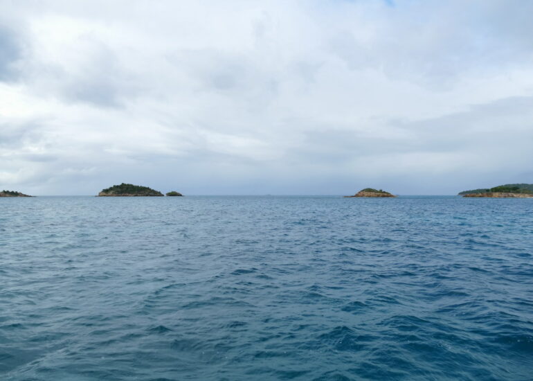 49. Antigua, Jolly harbour, Five islands, direction St Martin à 97 MN