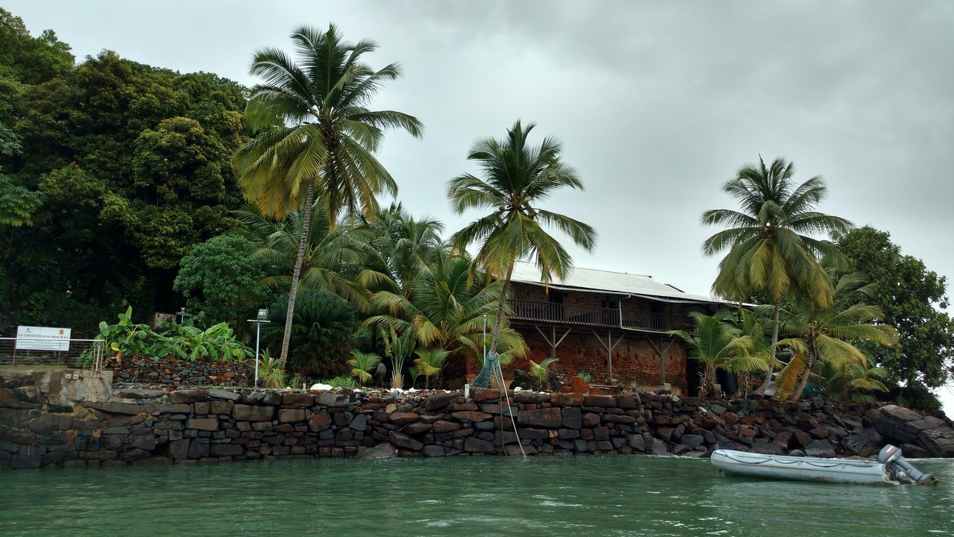 49. Île St Joseph