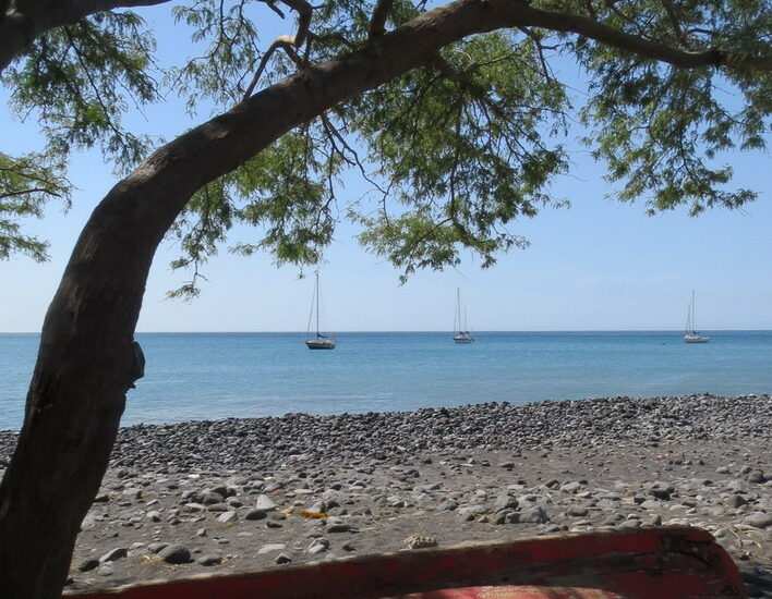 5. Tarrafal, mouillage vu de la plage