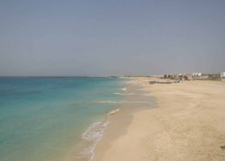 5. Vila do Maio, la plage