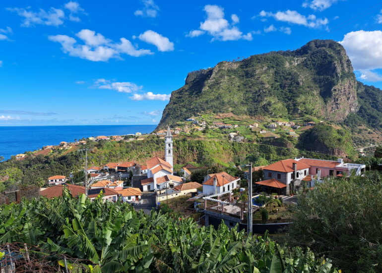 58. Madère, Faial sur la côte au nord