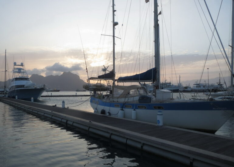 7. Mindelo à la marina de Mindelo quelques jours avant le grand départ
