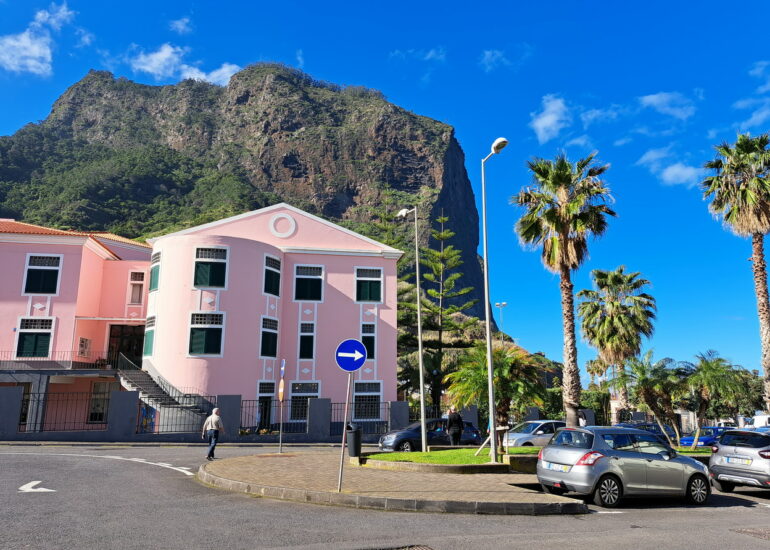 70. Madère, Caniçal, port de pêche