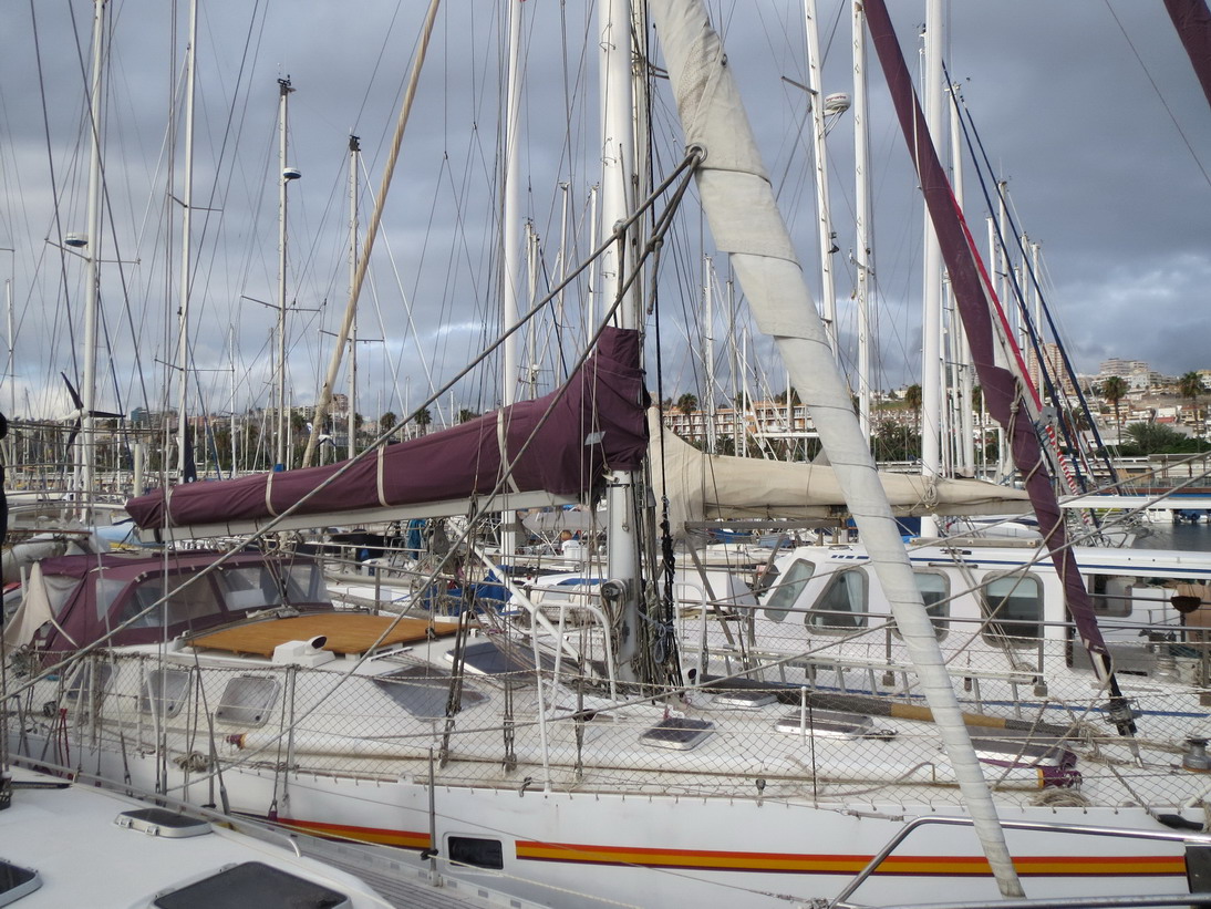 Las Palmas, dernier parking flottant de notre civilisation