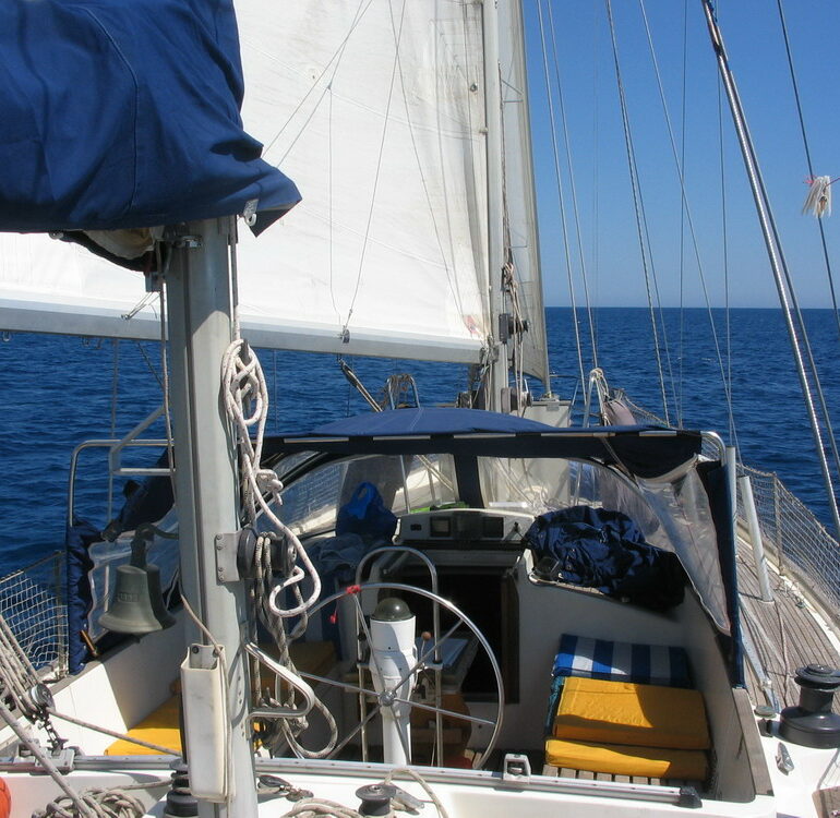 10. Navigation sur la côte orientale