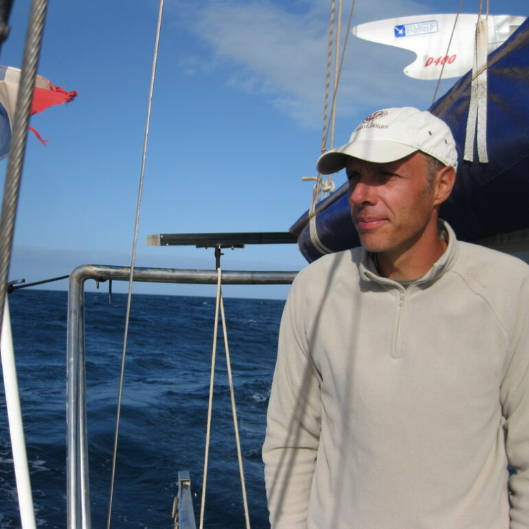 18. Entre les îles