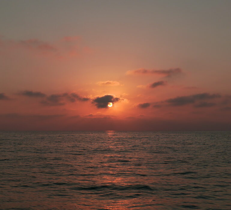 19. Coucher de soleil sur la côte espagnole