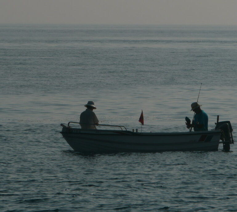 23. Barque dans le petit jour
