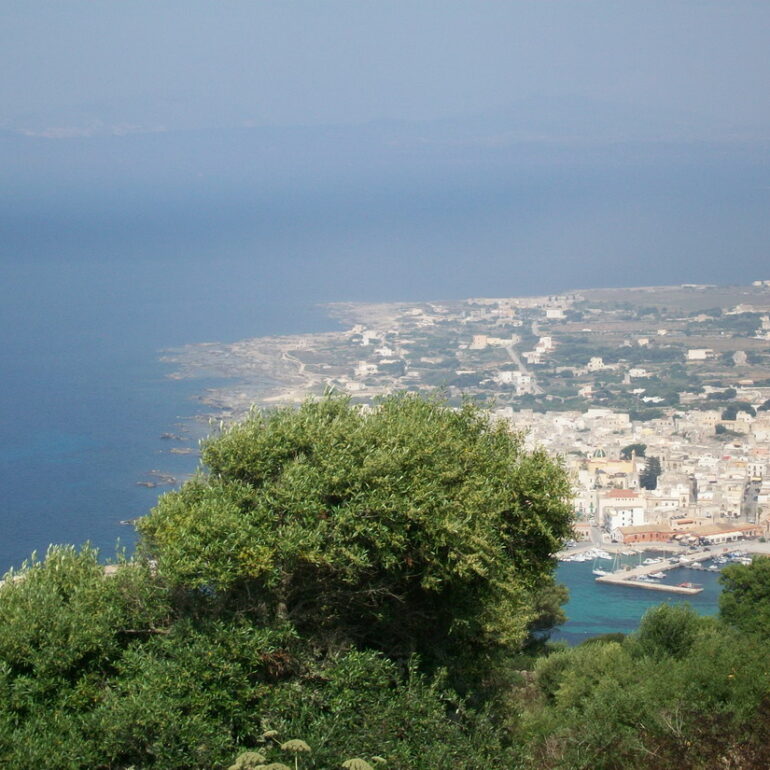 6. Favignana, à la pointe ouest de la Sicile