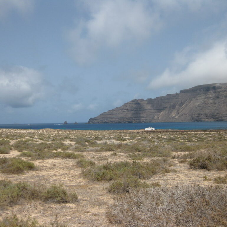 6. Pointe nord de l'île voisine Lanzarote