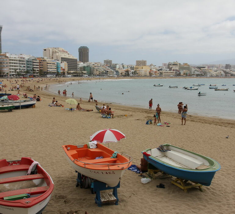 8. Las Palmas, plage de las Canteras
